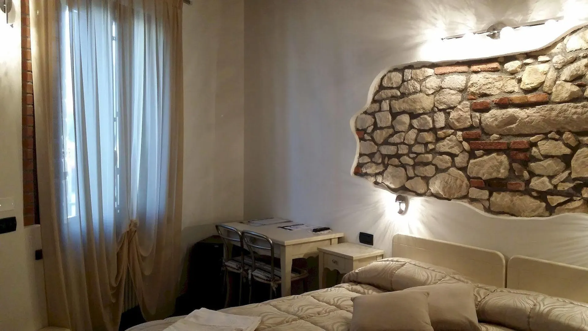 CQ Rooms Verona Gasthof